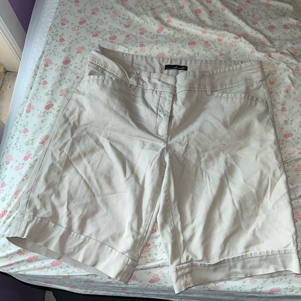 Willi Smith Light Beige shorts